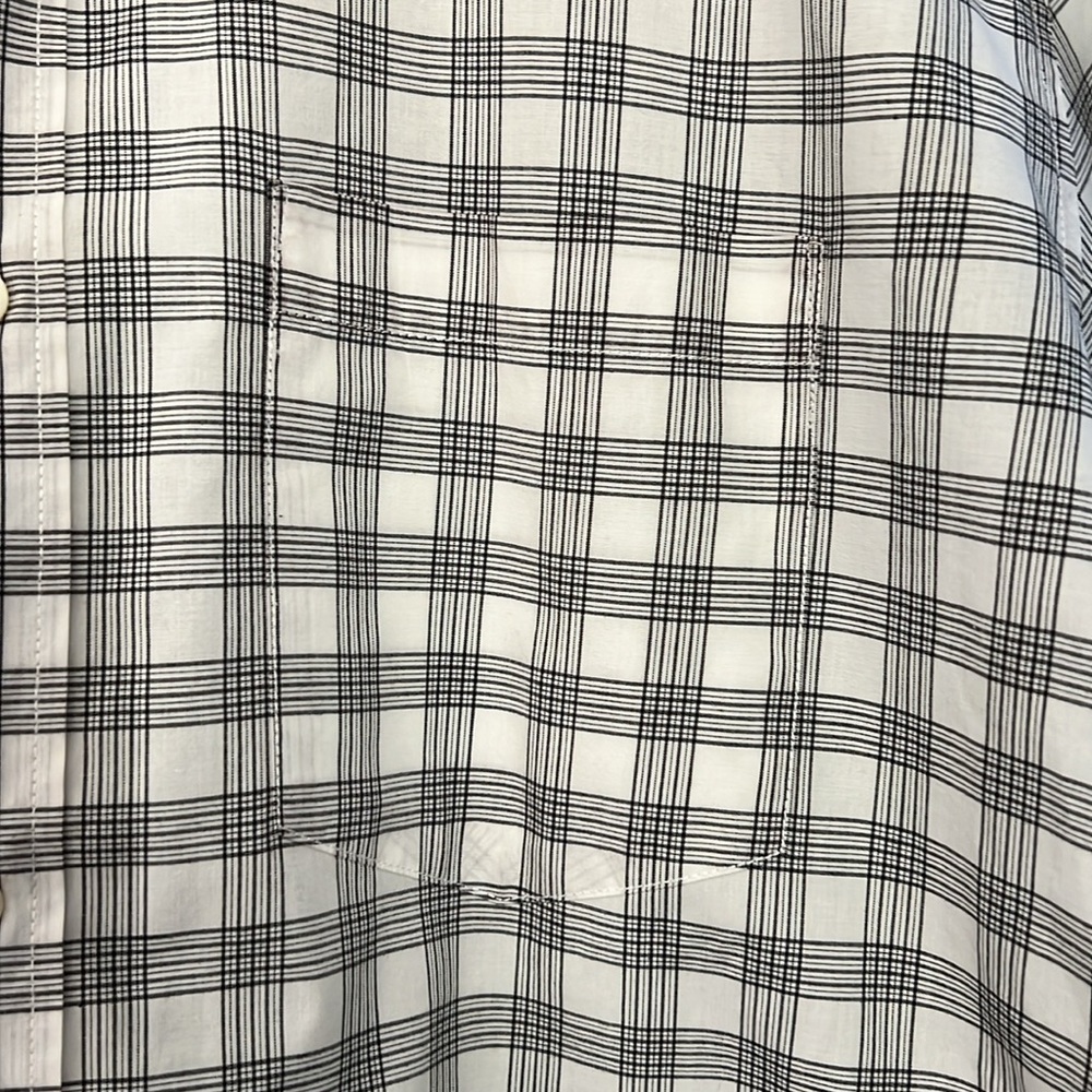 EUC Banana Republic plaid shirt. Men’s Large - Picture 3 of 9